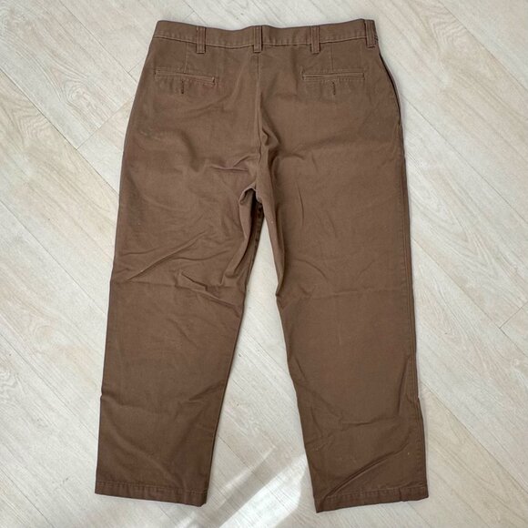Haggar Brown Mitchell Khaki Plain Front Mens Pants Chinos - Picture 2 of 3